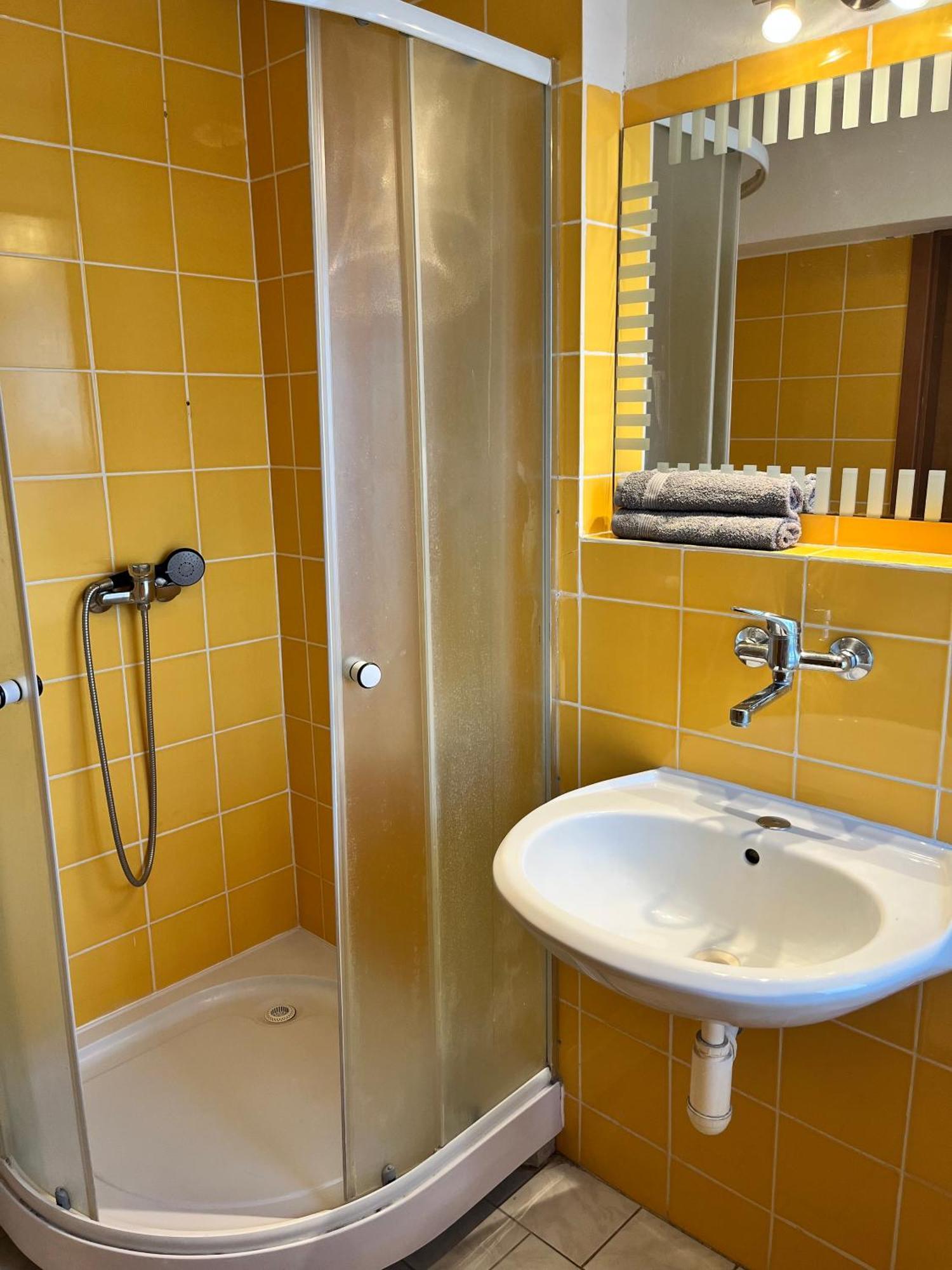 Appartement Charming Studio In The Old Town à Bratislava Extérieur photo
